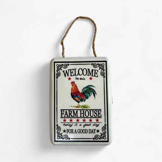Rustic Farmhouse Welcome Sign with Rooster